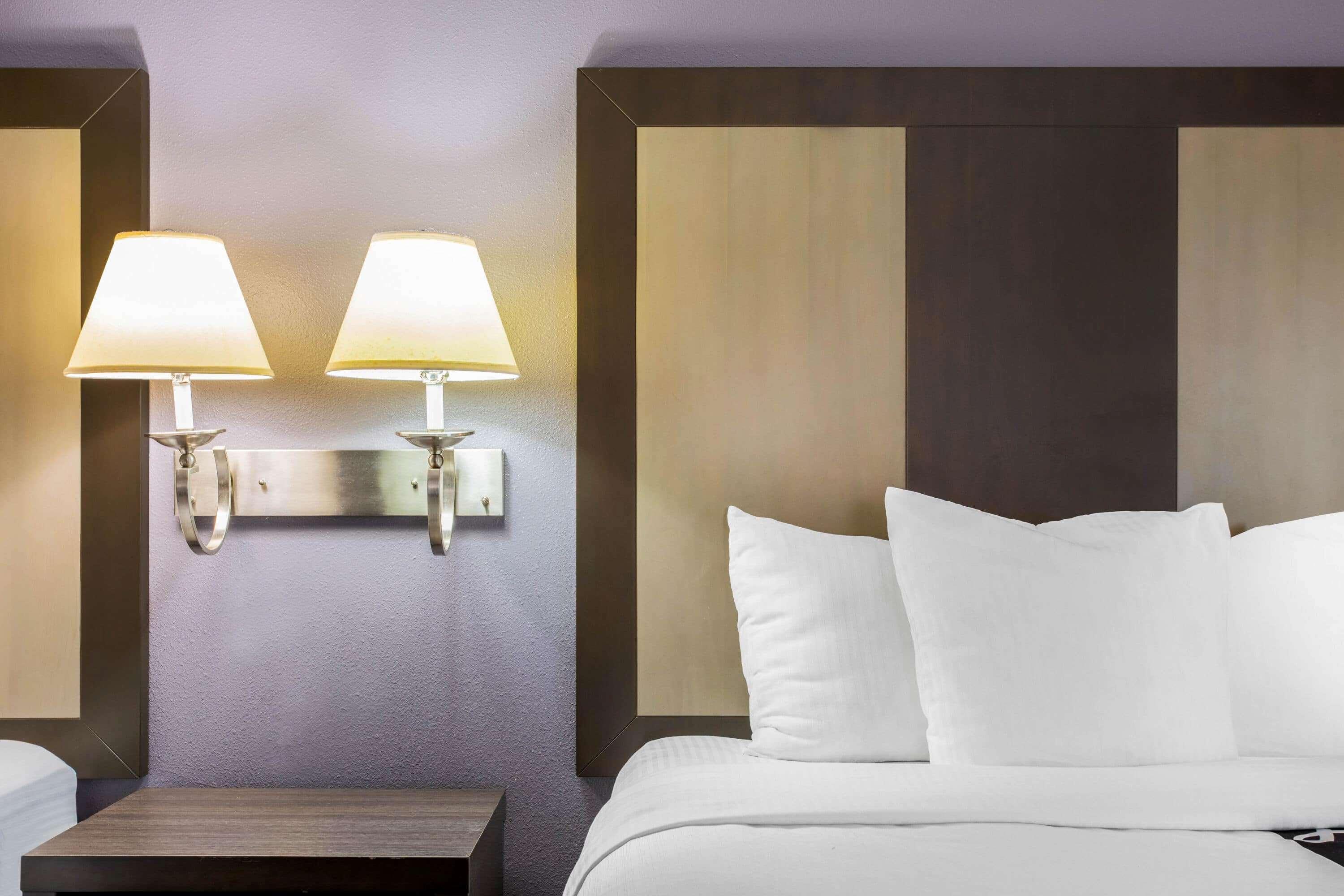 La Quinta Inn & Suites Fultondale Ngoại thất bức ảnh