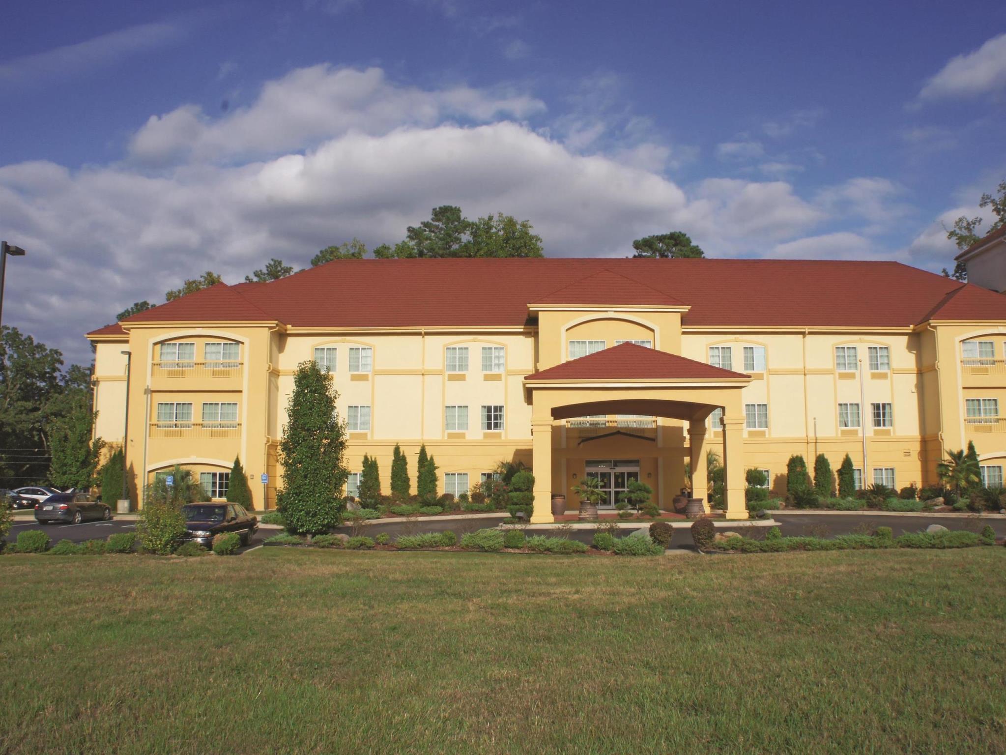 La Quinta Inn & Suites Fultondale Ngoại thất bức ảnh