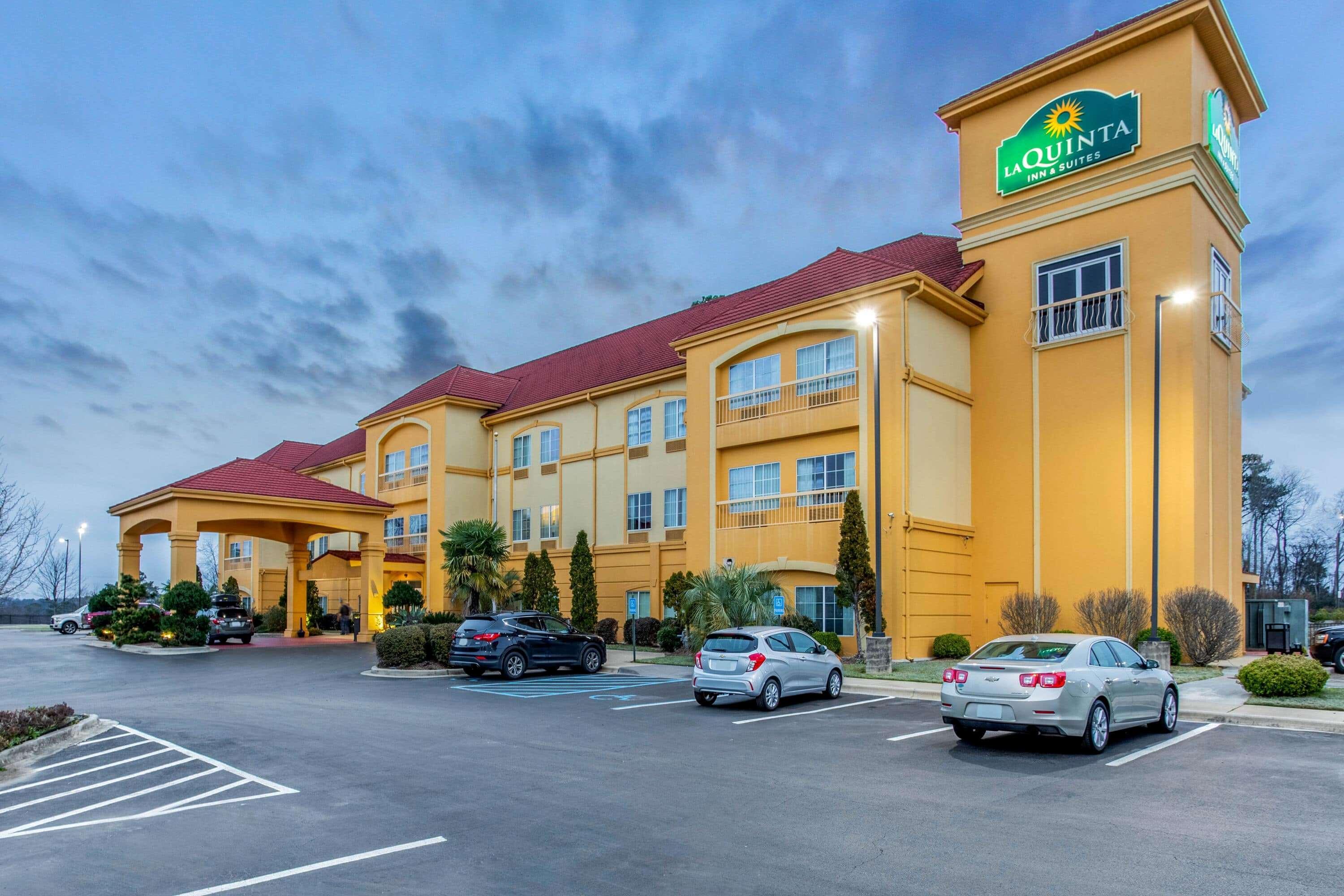 La Quinta Inn & Suites Fultondale Ngoại thất bức ảnh