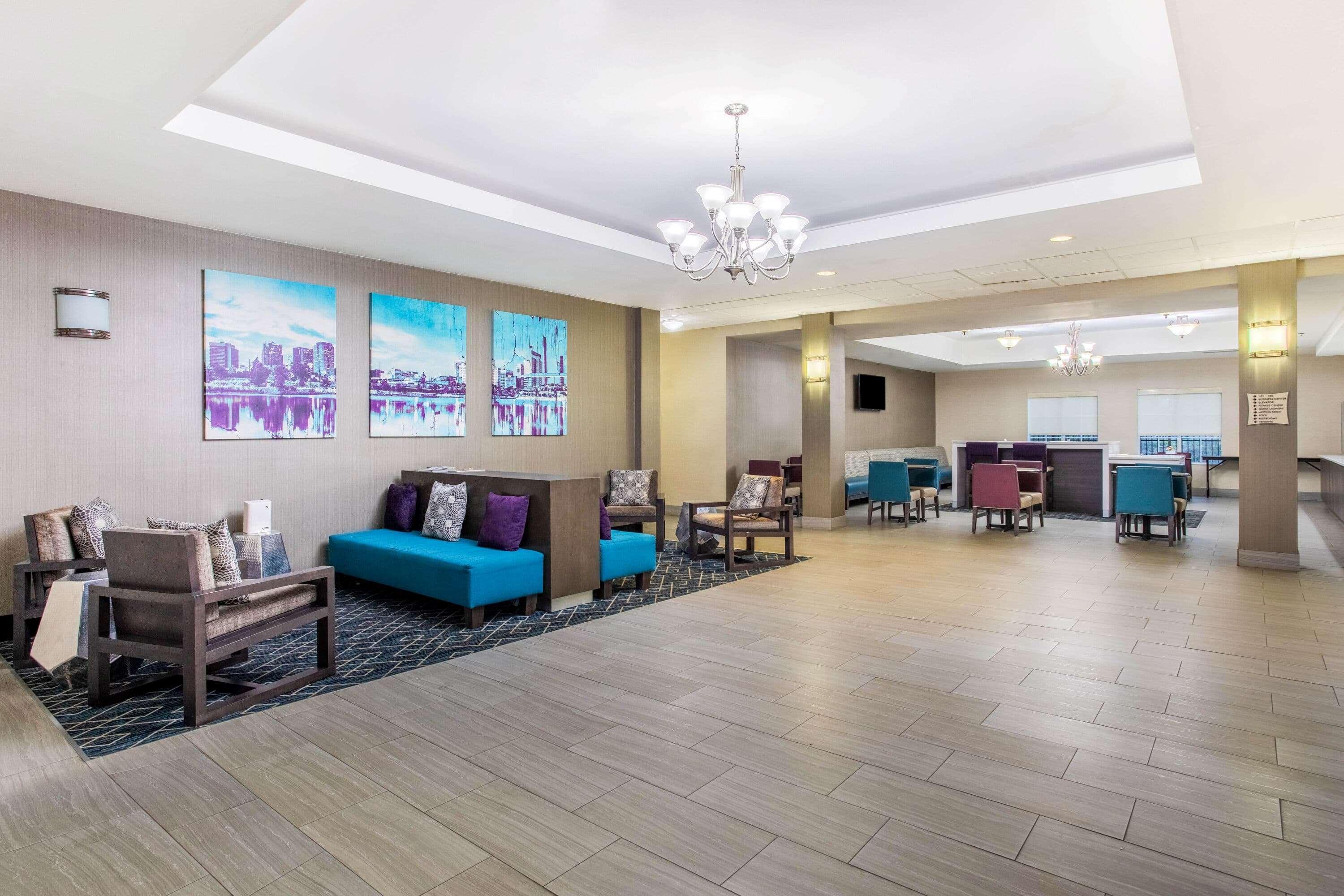 La Quinta Inn & Suites Fultondale Ngoại thất bức ảnh