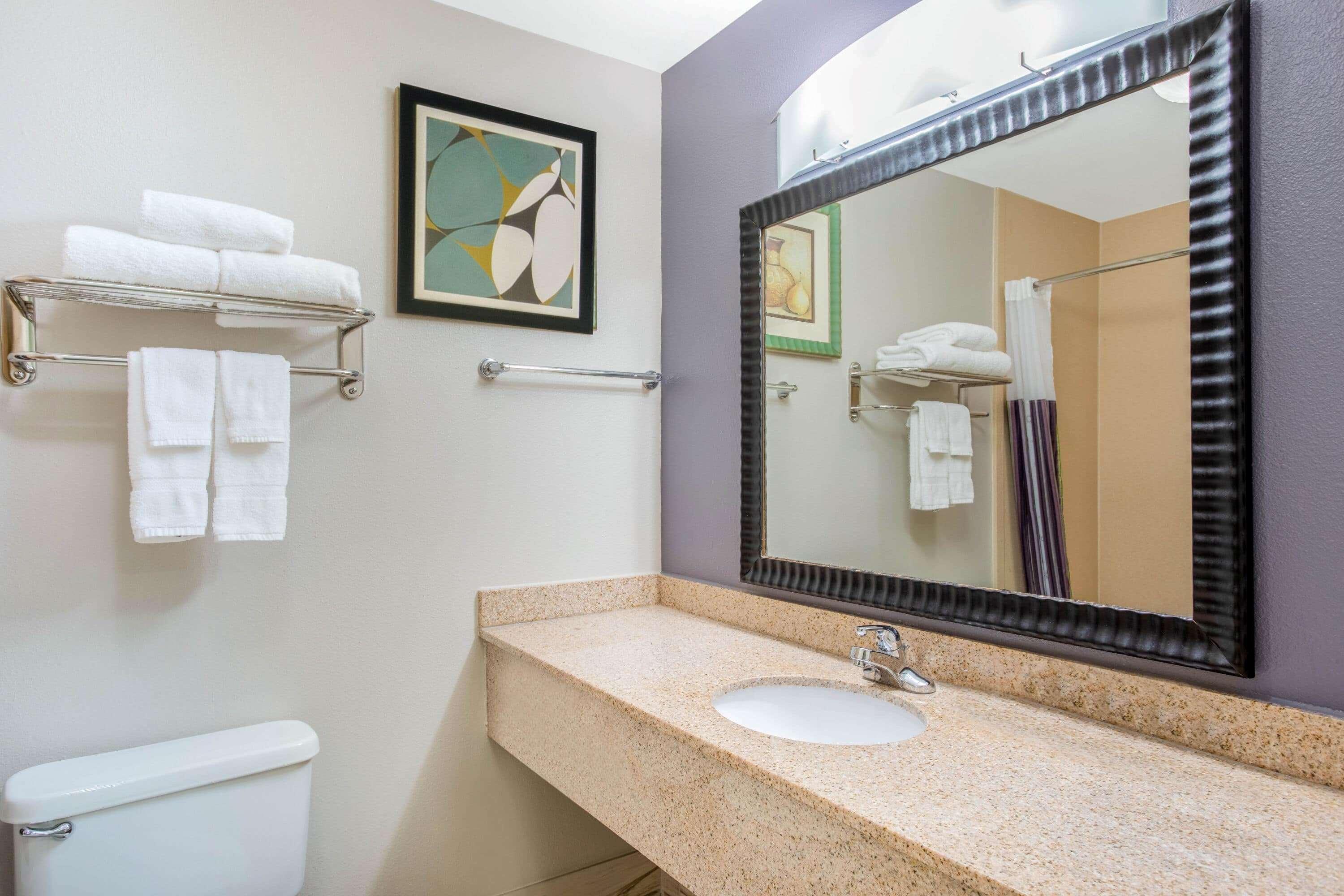 La Quinta Inn & Suites Fultondale Ngoại thất bức ảnh