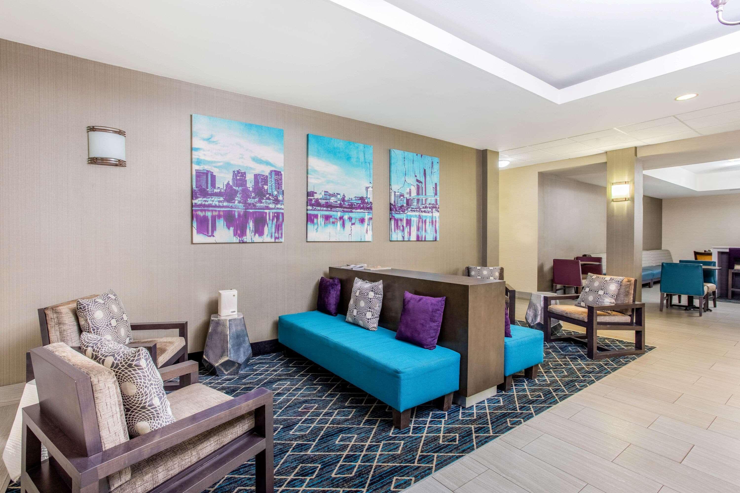 La Quinta Inn & Suites Fultondale Ngoại thất bức ảnh