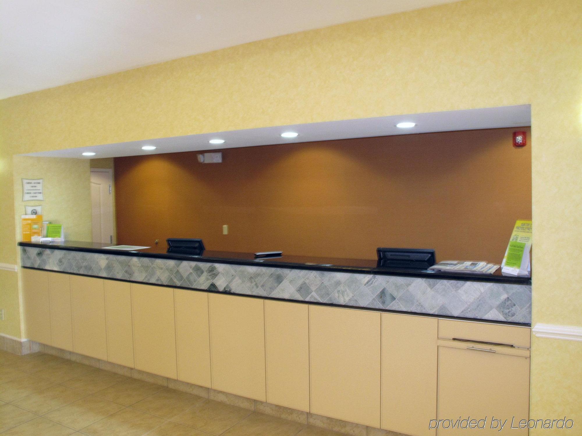 La Quinta Inn & Suites Fultondale Ngoại thất bức ảnh